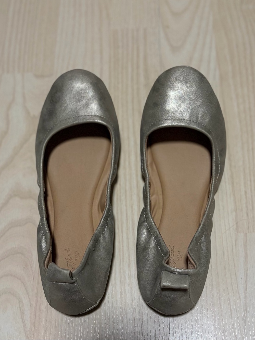 Pewter Women’s Ballet Flats